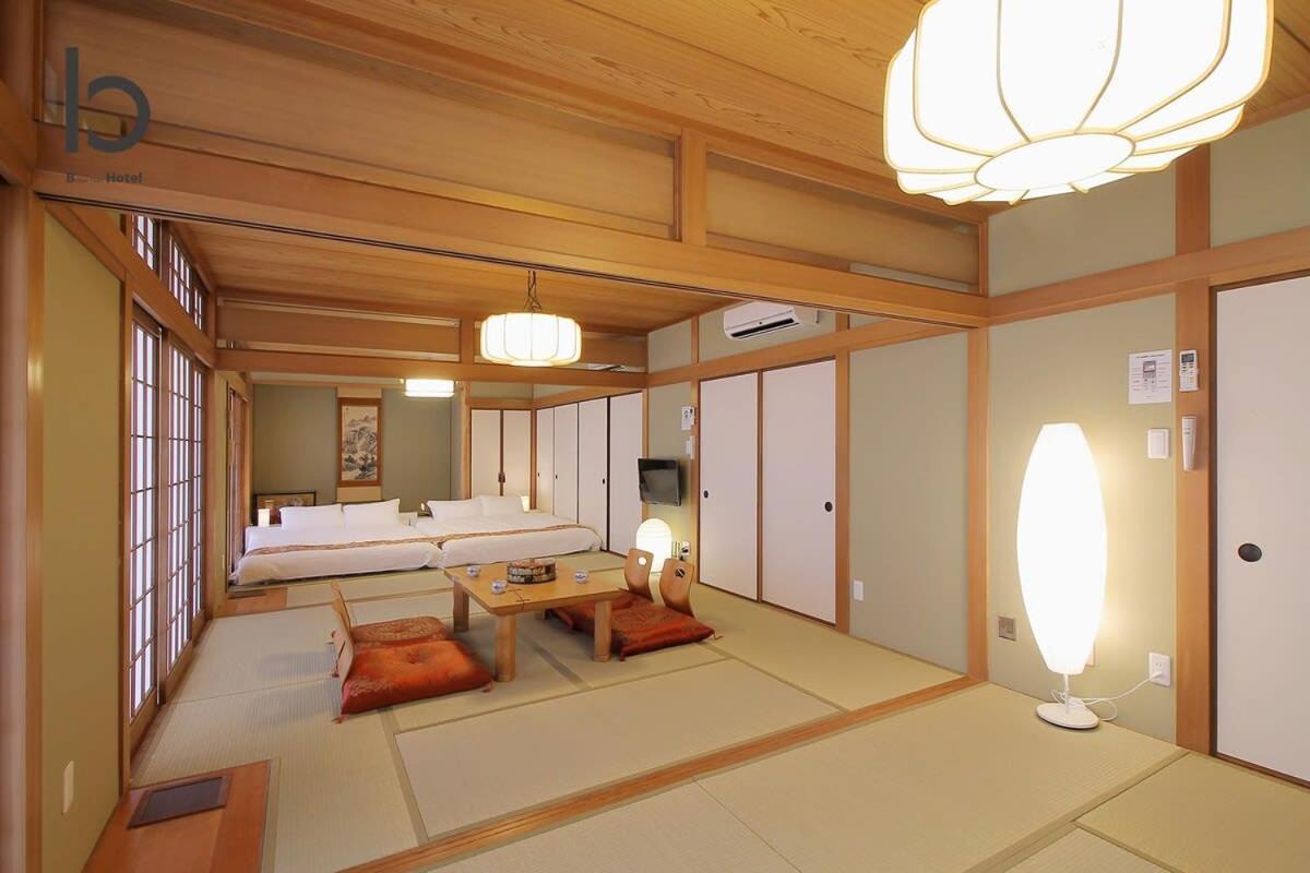 Hanagin - 3 Bedroom Japanese Apartment For 11 People 201 Hiroshima Luaran gambar